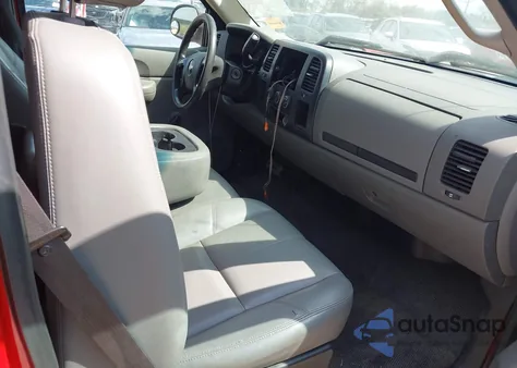 2008 Chevrolet Silverado 1500 Work Truck из США, поврежденный, VIN 1GCEC14C88Z290521